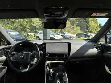 NX 450h  E-FOUR Executive Ventilation 360