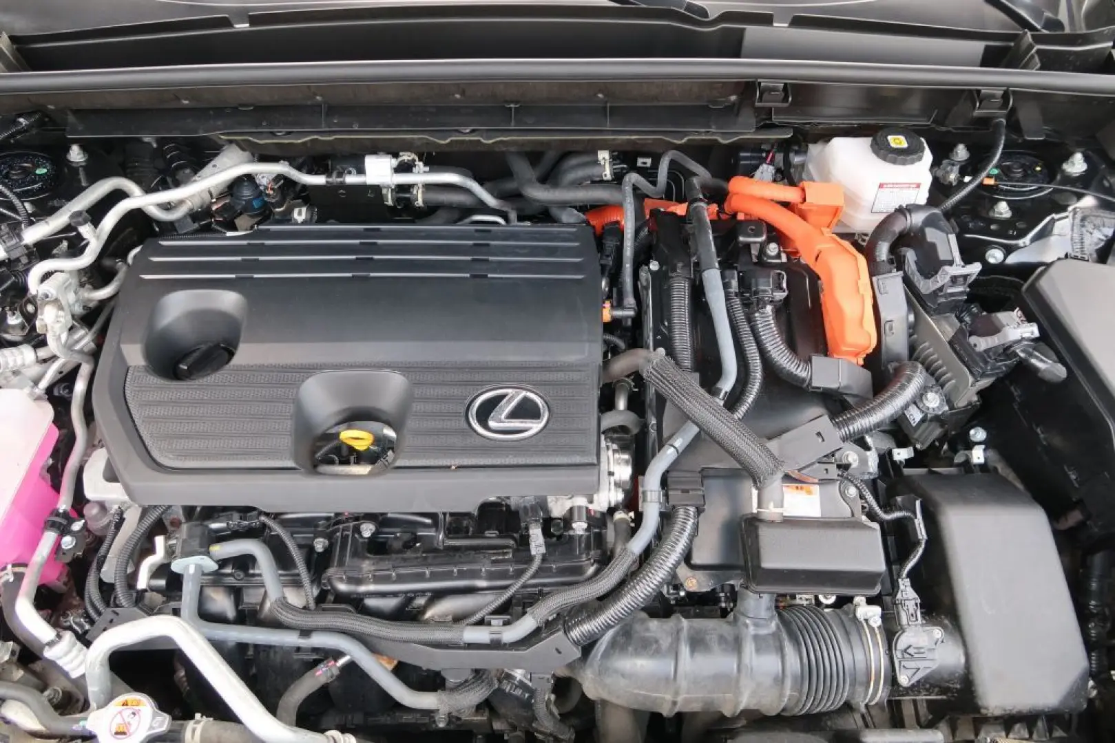 NX 450h  E-FOUR Executive Ventilation 360