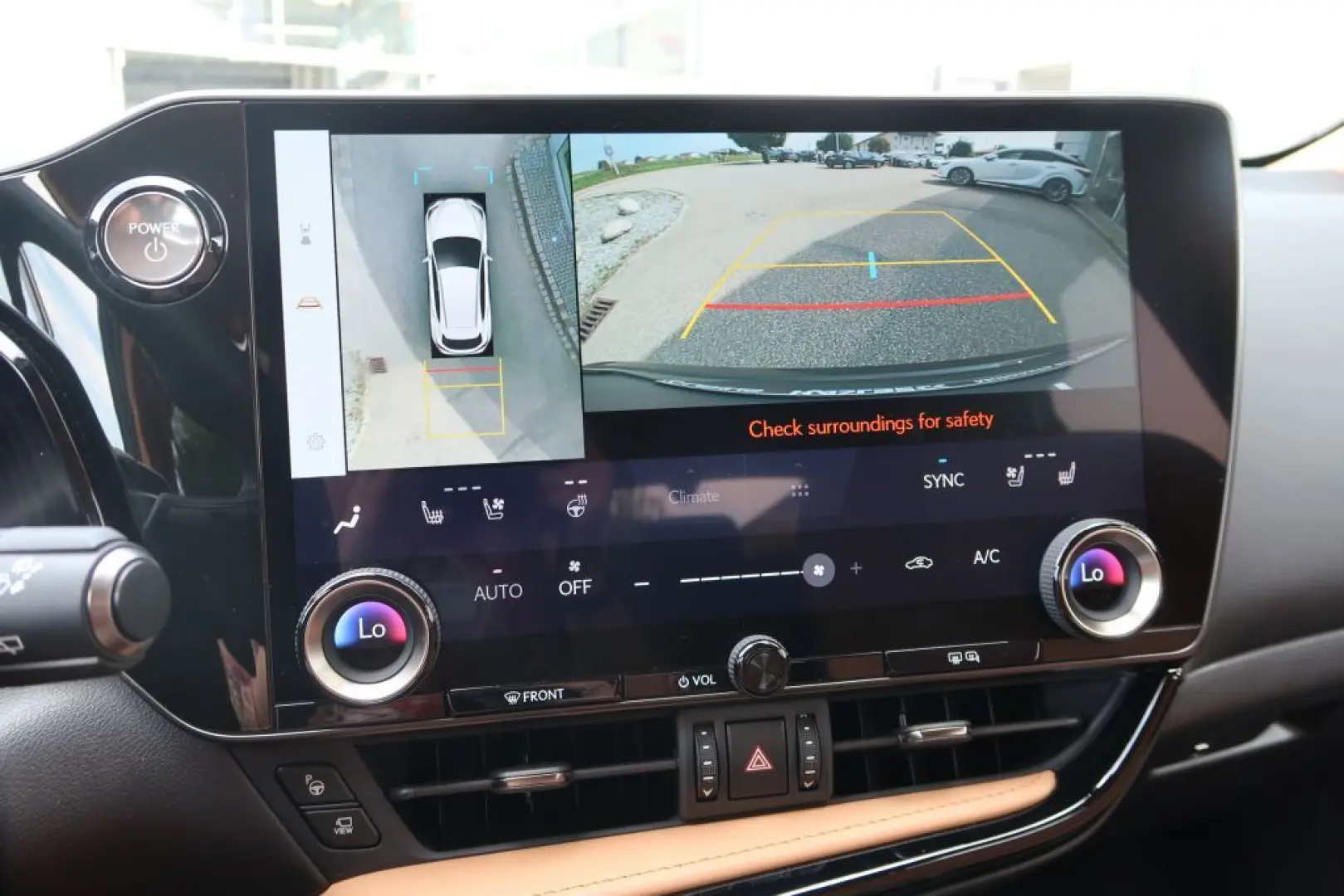 NX 450h  E-FOUR Executive Ventilation 360