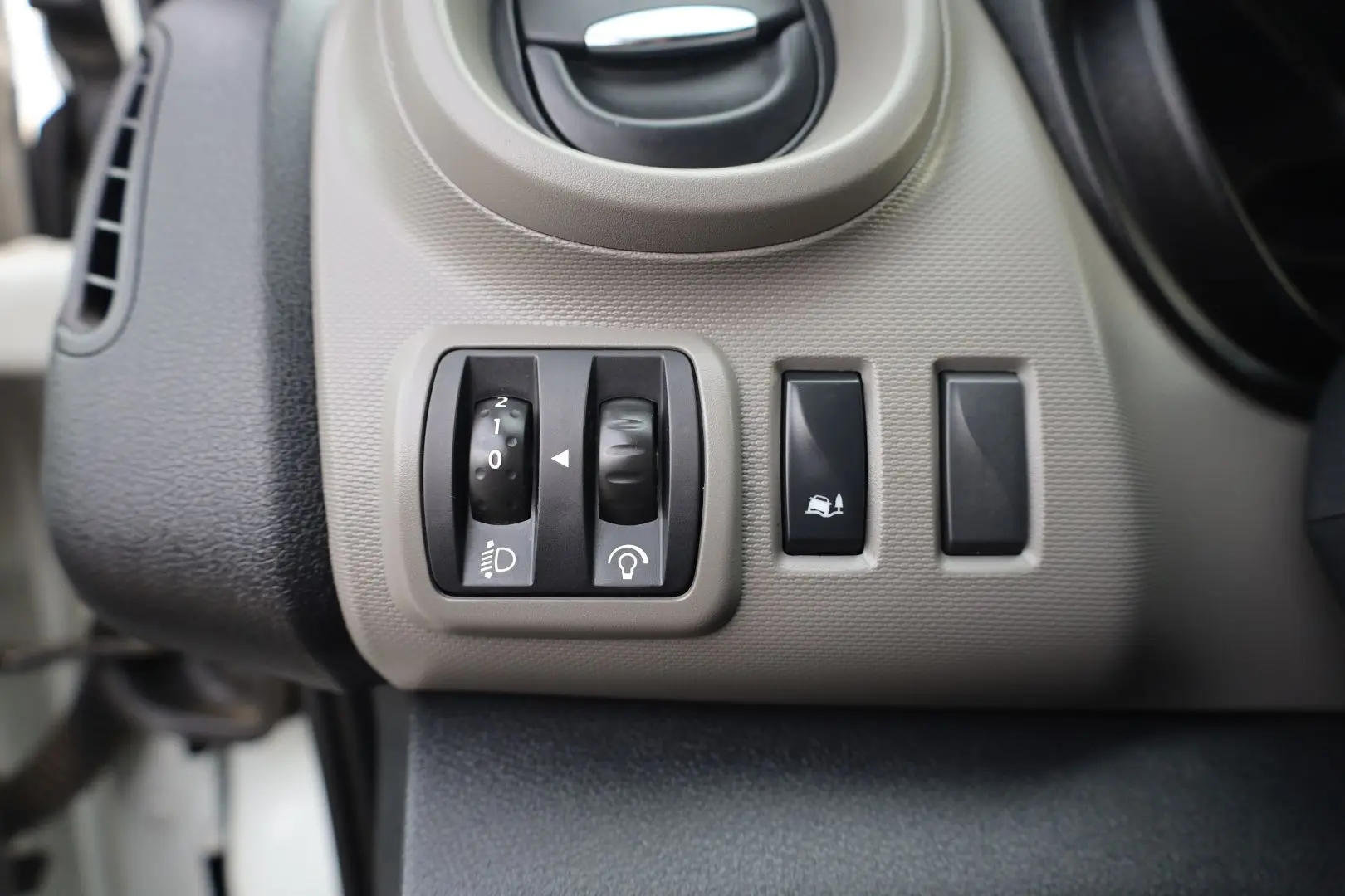 Renault Trafic L2H1-8 1 ( motor reconditionat )