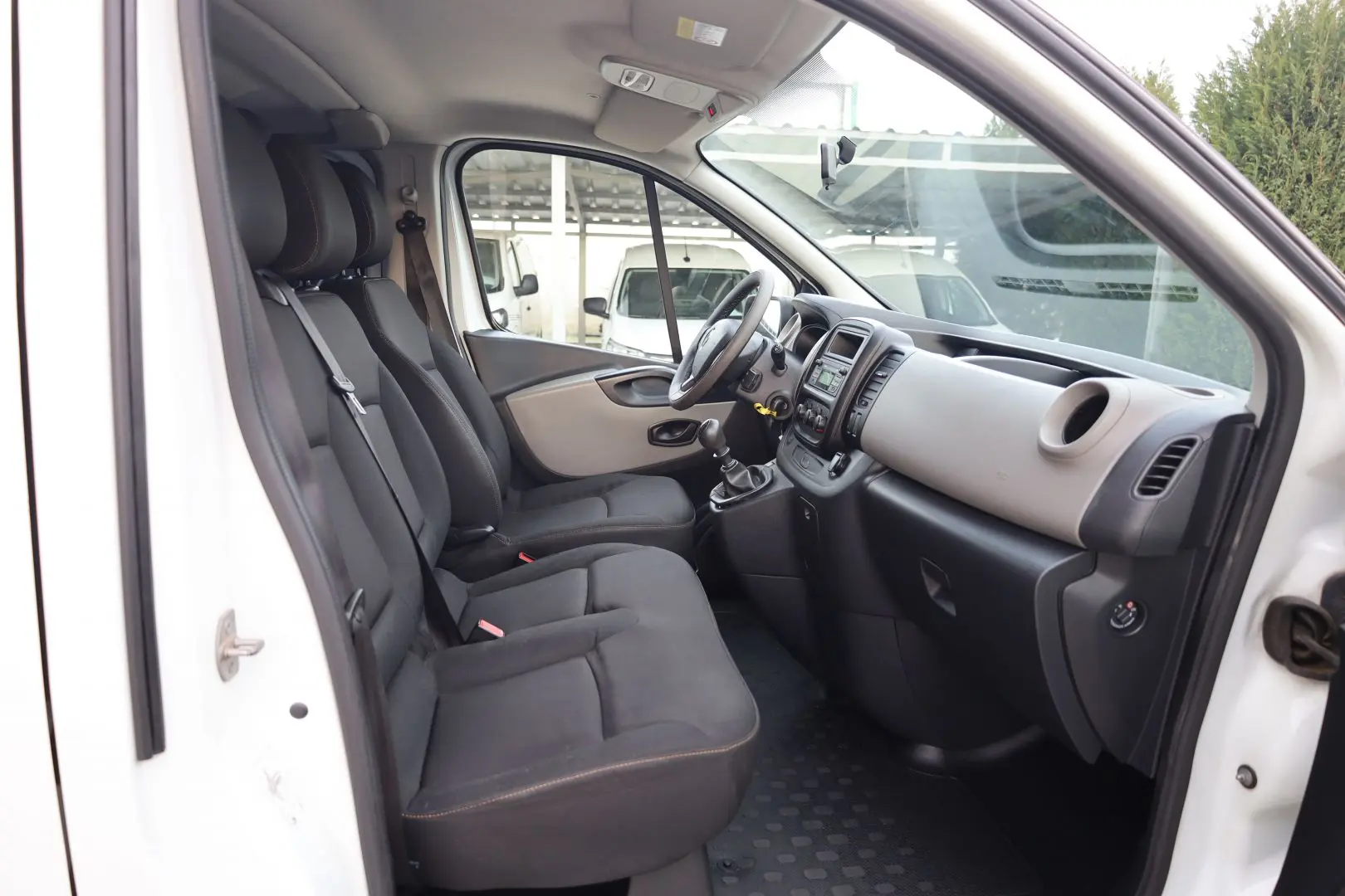 Renault Trafic L2H1-8 1 ( motor reconditionat )