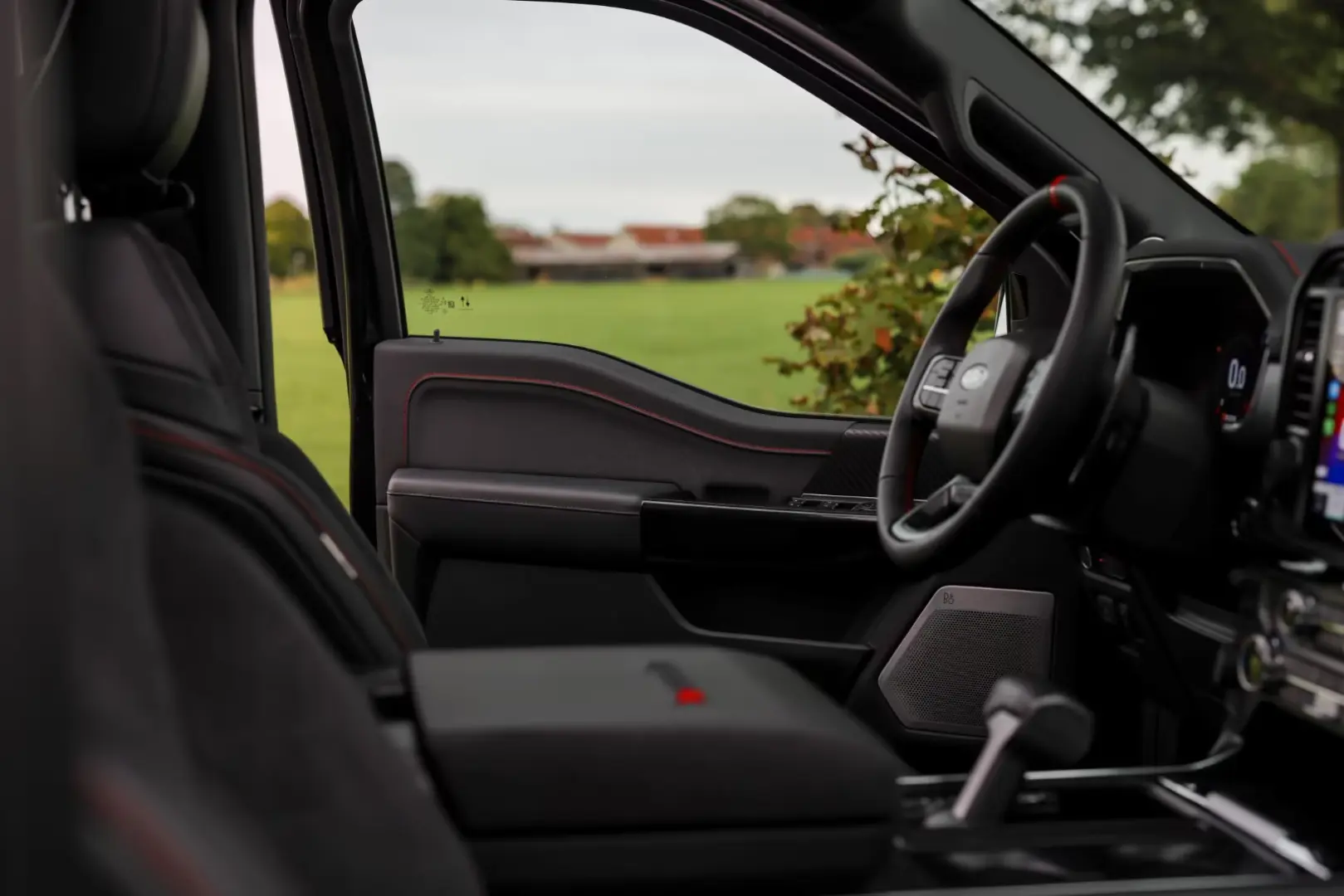 Ford F 150 Raptor R 5.2 Supercharged V8