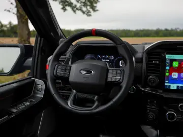 Ford F 150 Raptor R 5.2 Supercharged V8