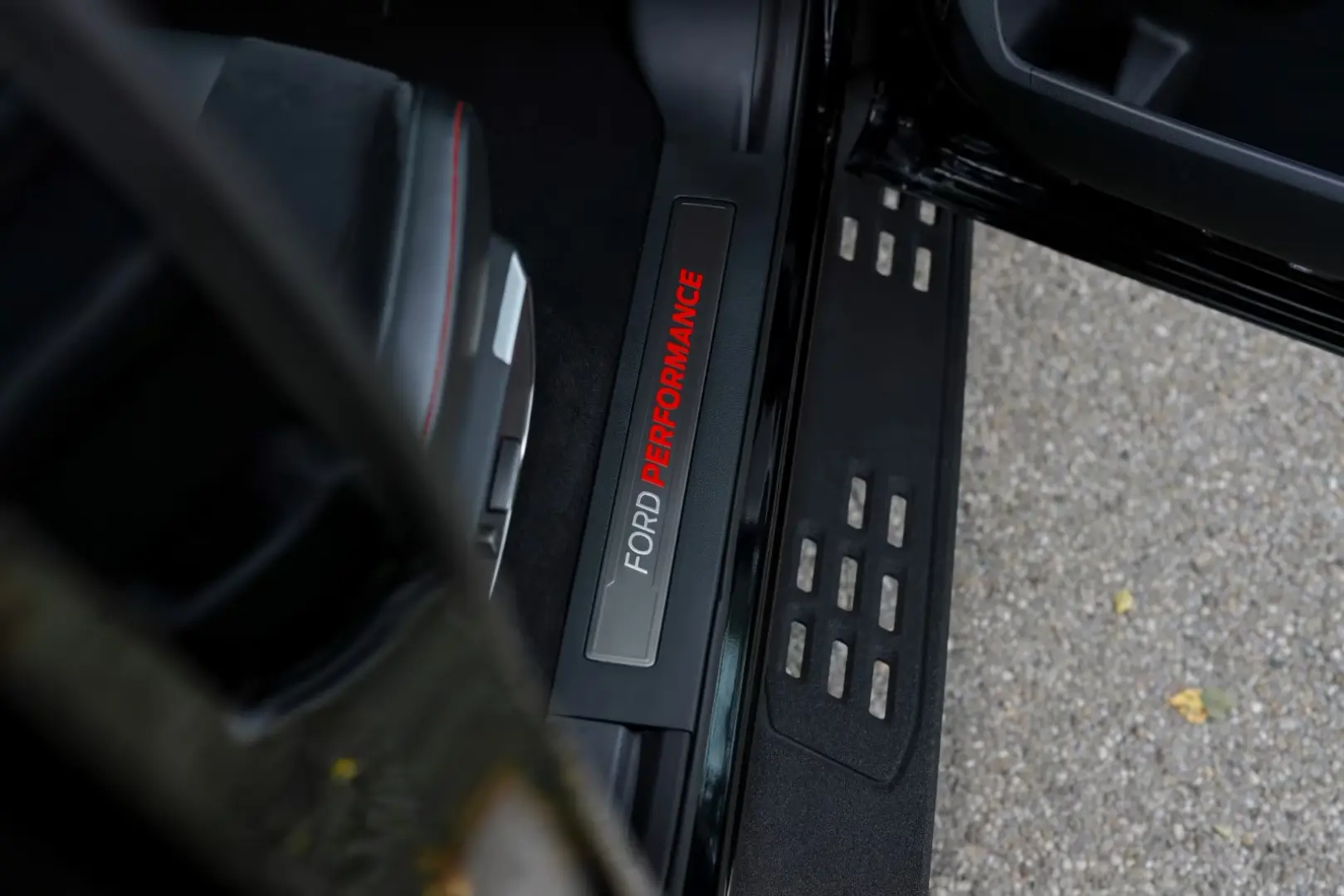 Ford F 150 Raptor R 5.2 Supercharged V8