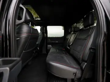 Ford F 150 Raptor R 5.2 Supercharged V8