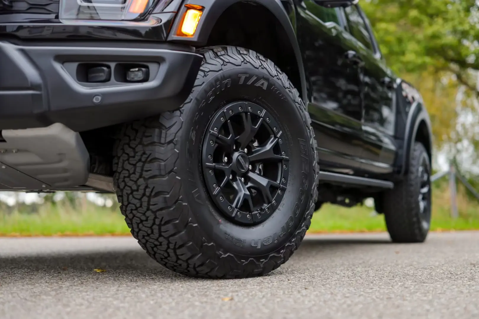 Ford F 150 Raptor R 5.2 Supercharged V8