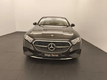 E 200 Avantgarde Fahrassi  AHK RüCam Ambiente