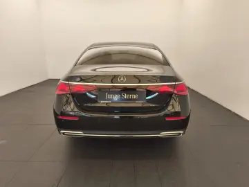 E 200 Avantgarde Fahrassi  AHK RüCam Ambiente