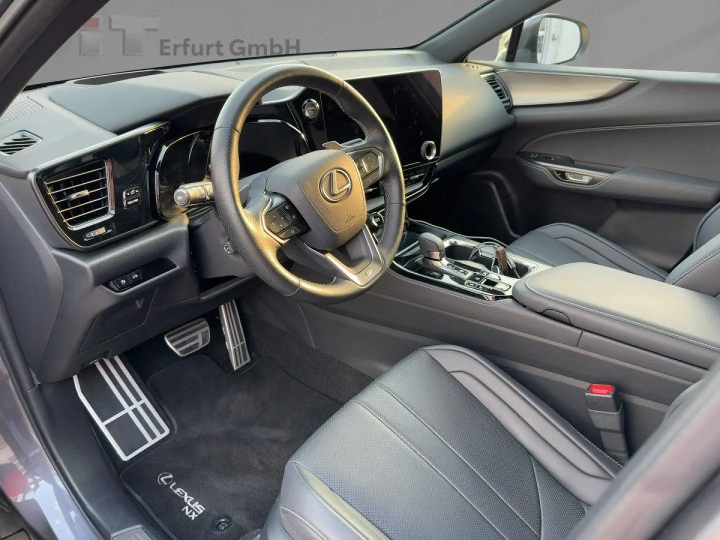 NX 450h  F Sport HUD  4xSHZ  DynLi  Leder