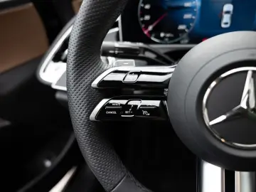 E 200 AMG-Sport DIGITAL Pano Burm 360 Distr Memo