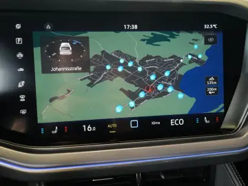 VW Touareg 3.0TDI R-Line