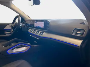 GLE300d4M AdvancedPlus Distro Burmester Airmatic