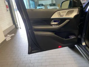 GLE300d4M AdvancedPlus Distro Burmester Airmatic