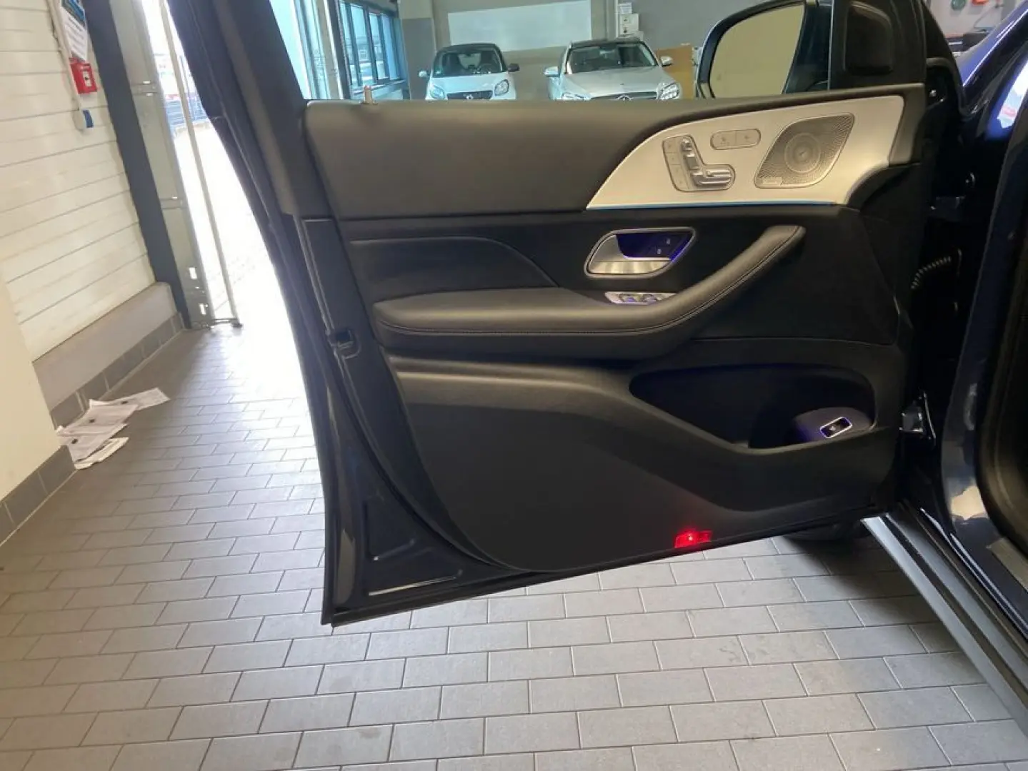 GLE300d4M AdvancedPlus Distro Burmester Airmatic