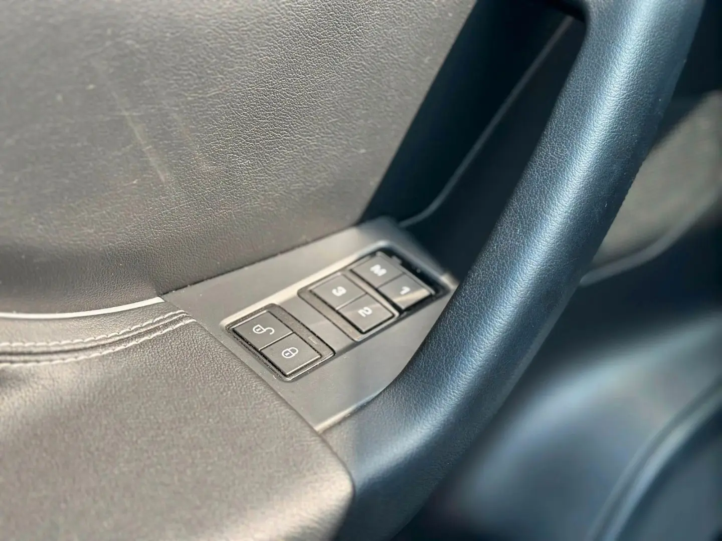 F-Pace F-PACE SVR AWD Garantie  Sport  1.Hand