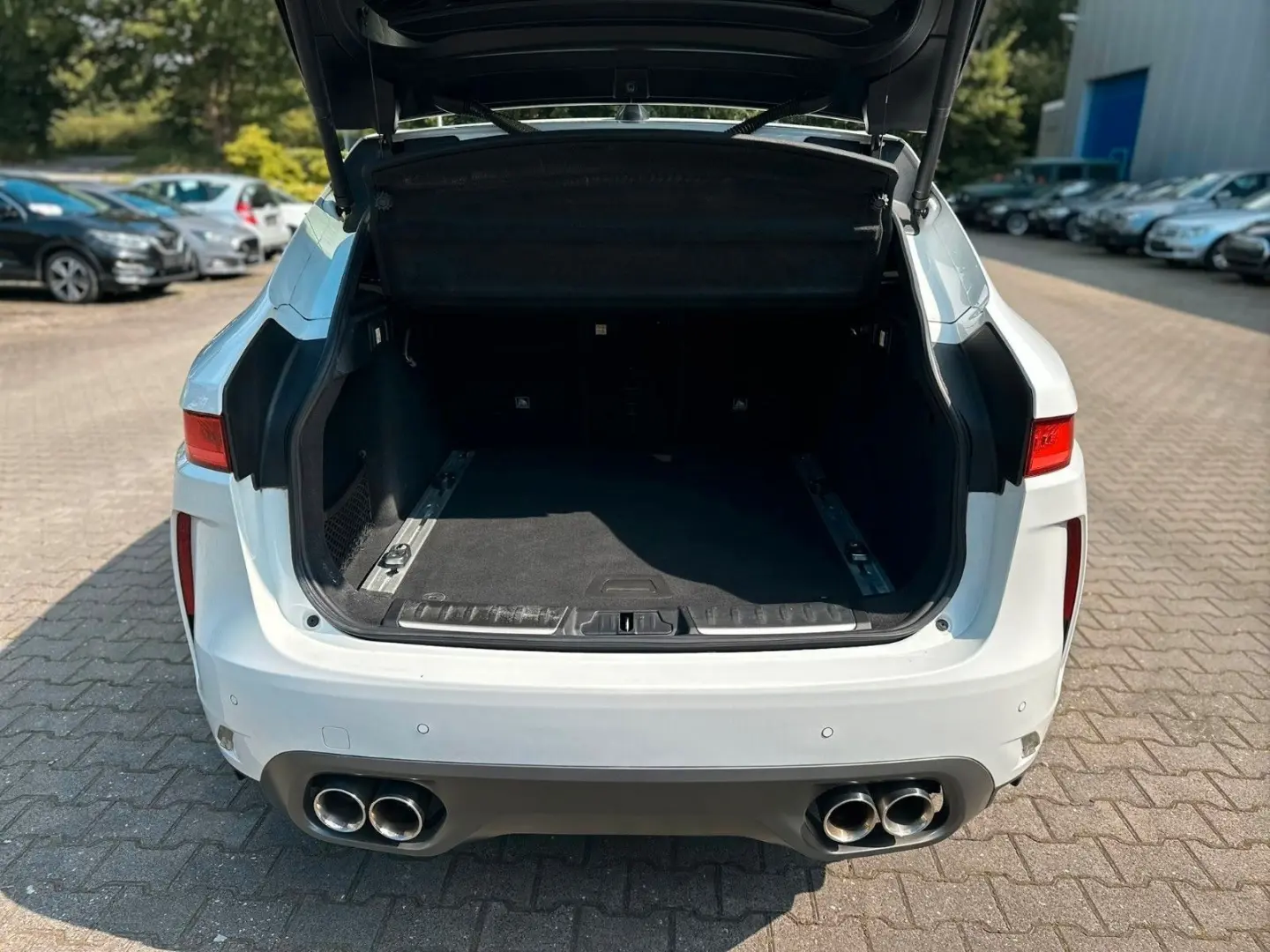 F-Pace F-PACE SVR AWD Garantie  Sport  1.Hand