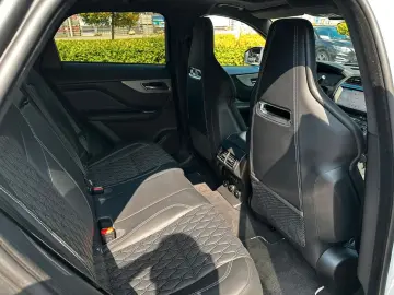 F-Pace F-PACE SVR AWD Garantie  Sport  1.Hand