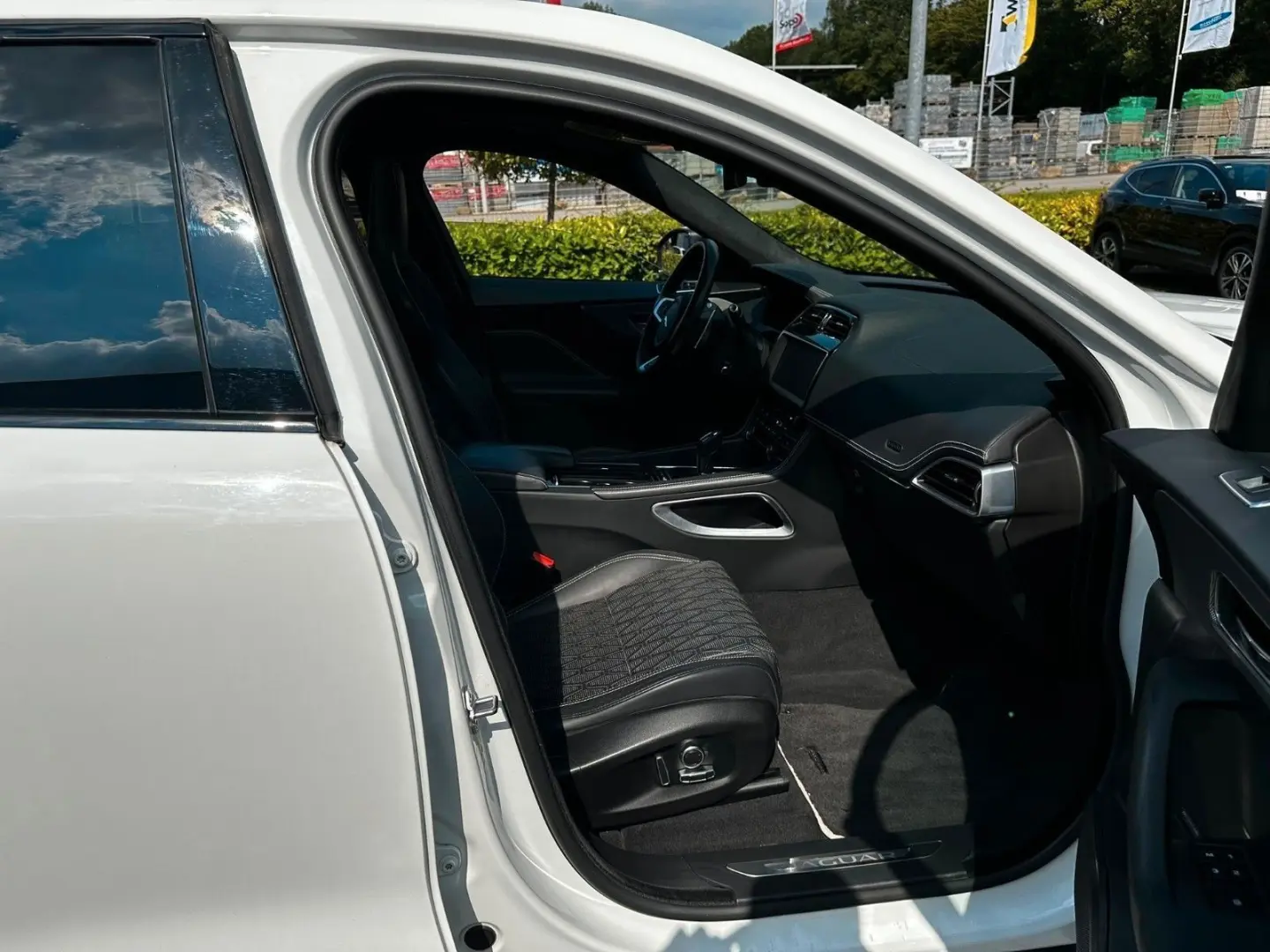 F-Pace F-PACE SVR AWD Garantie  Sport  1.Hand