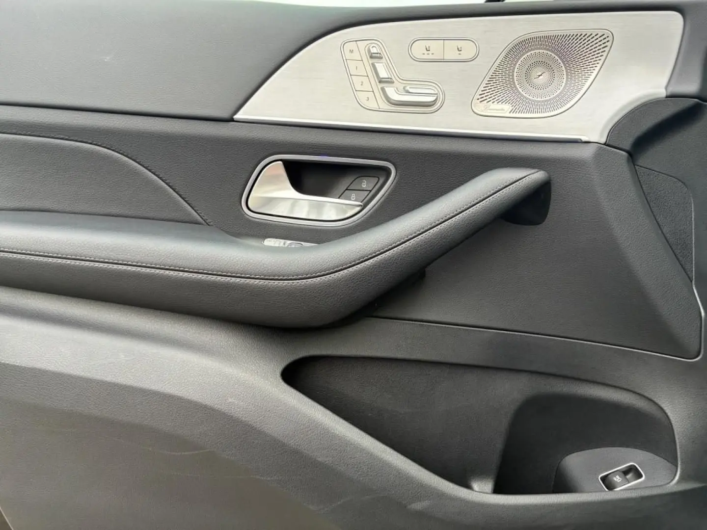 GLE300d 4M Panorama 360  Distr. Multib. Burme. 360