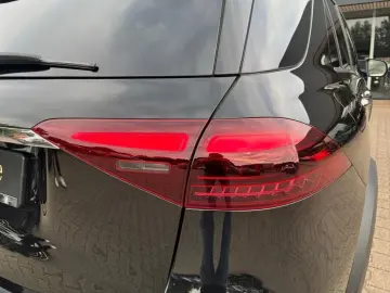 GLE300d 4M Panorama 360  Distr. Multib. Burme. 360