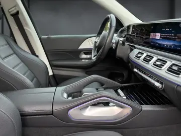 GLE300d 4M Panorama 360  Distr. Multib. Burme. 360