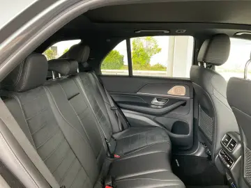 GLE 350 de 4M AMG Line Pano-Dach Airmatic Kamera