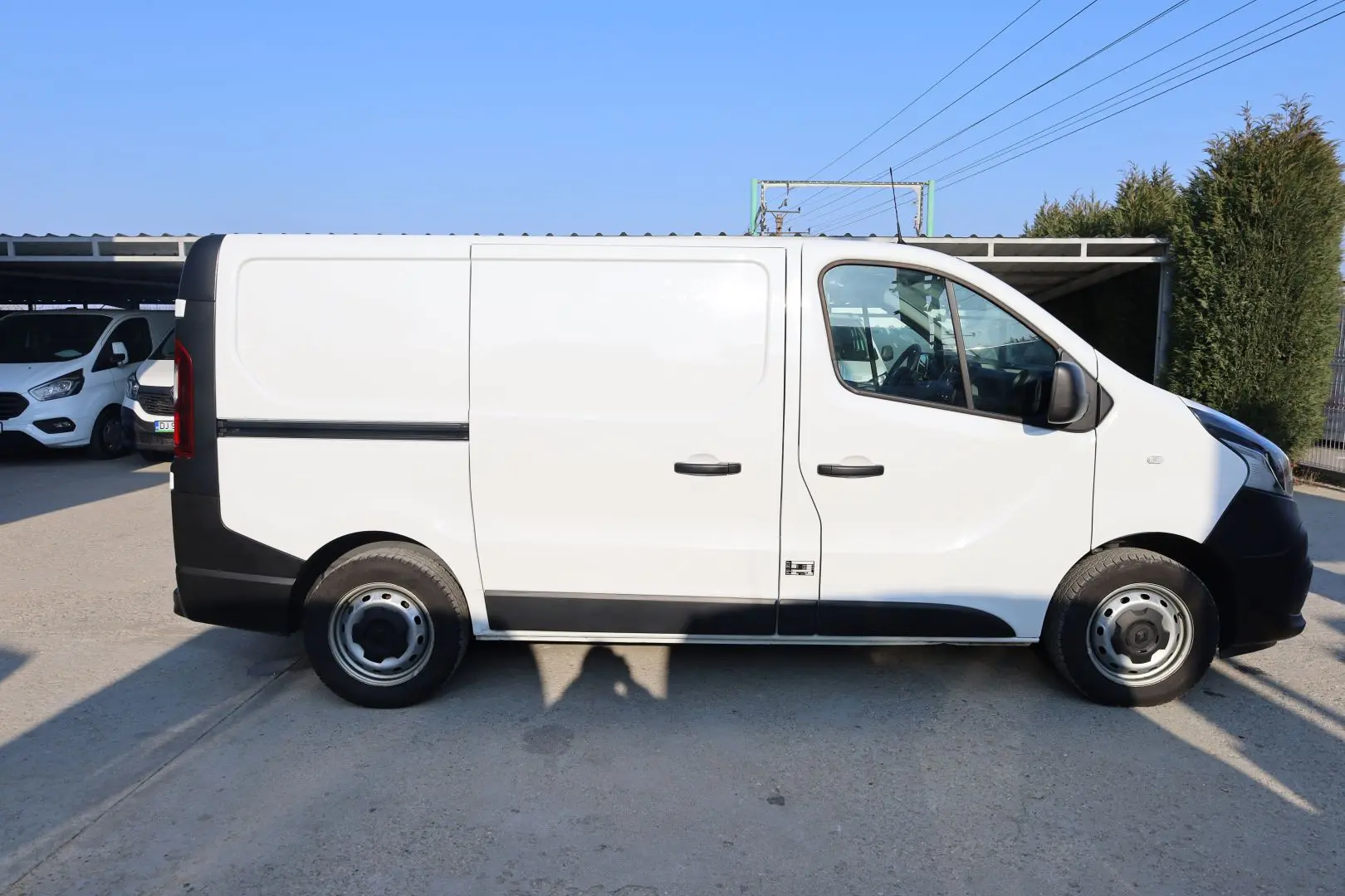 Renault Trafic L1H1 2.0 DCI 120hp