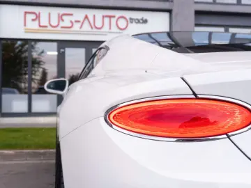 Continental GT_V8_Centenary-100 Years_Warranty