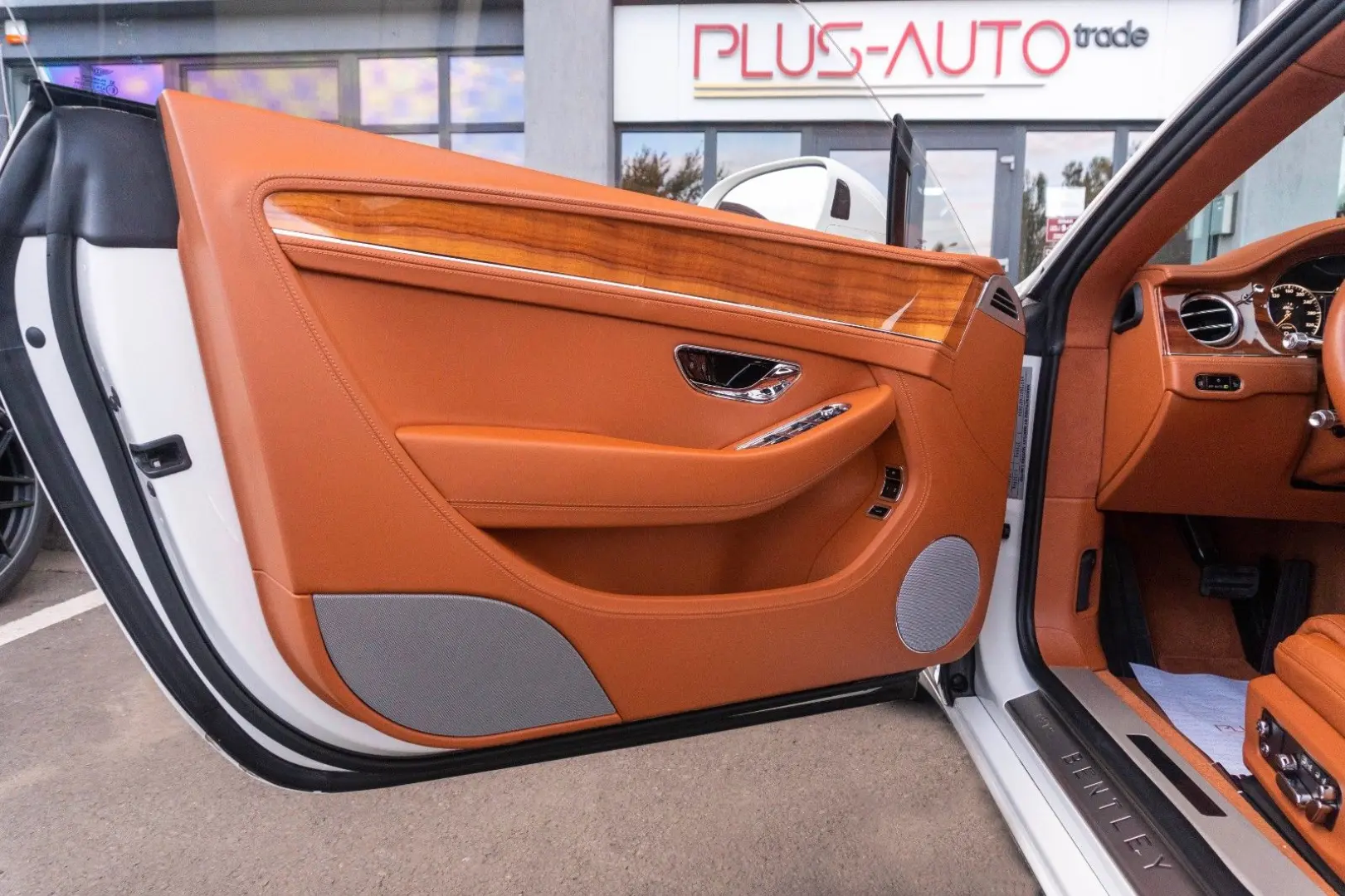 Continental GT_V8_Centenary-100 Years_Warranty