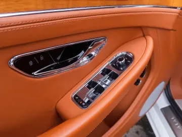 Continental GT_V8_Centenary-100 Years_Warranty