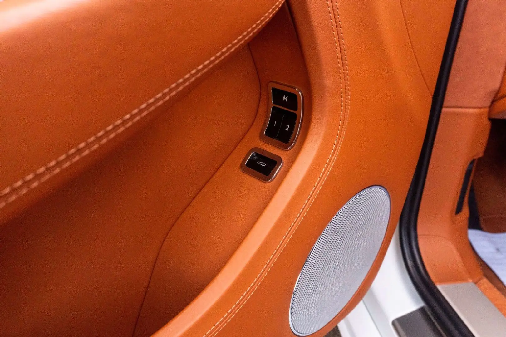 Continental GT_V8_Centenary-100 Years_Warranty