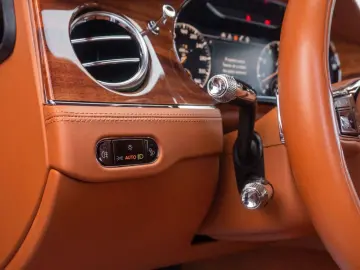 Continental GT_V8_Centenary-100 Years_Warranty