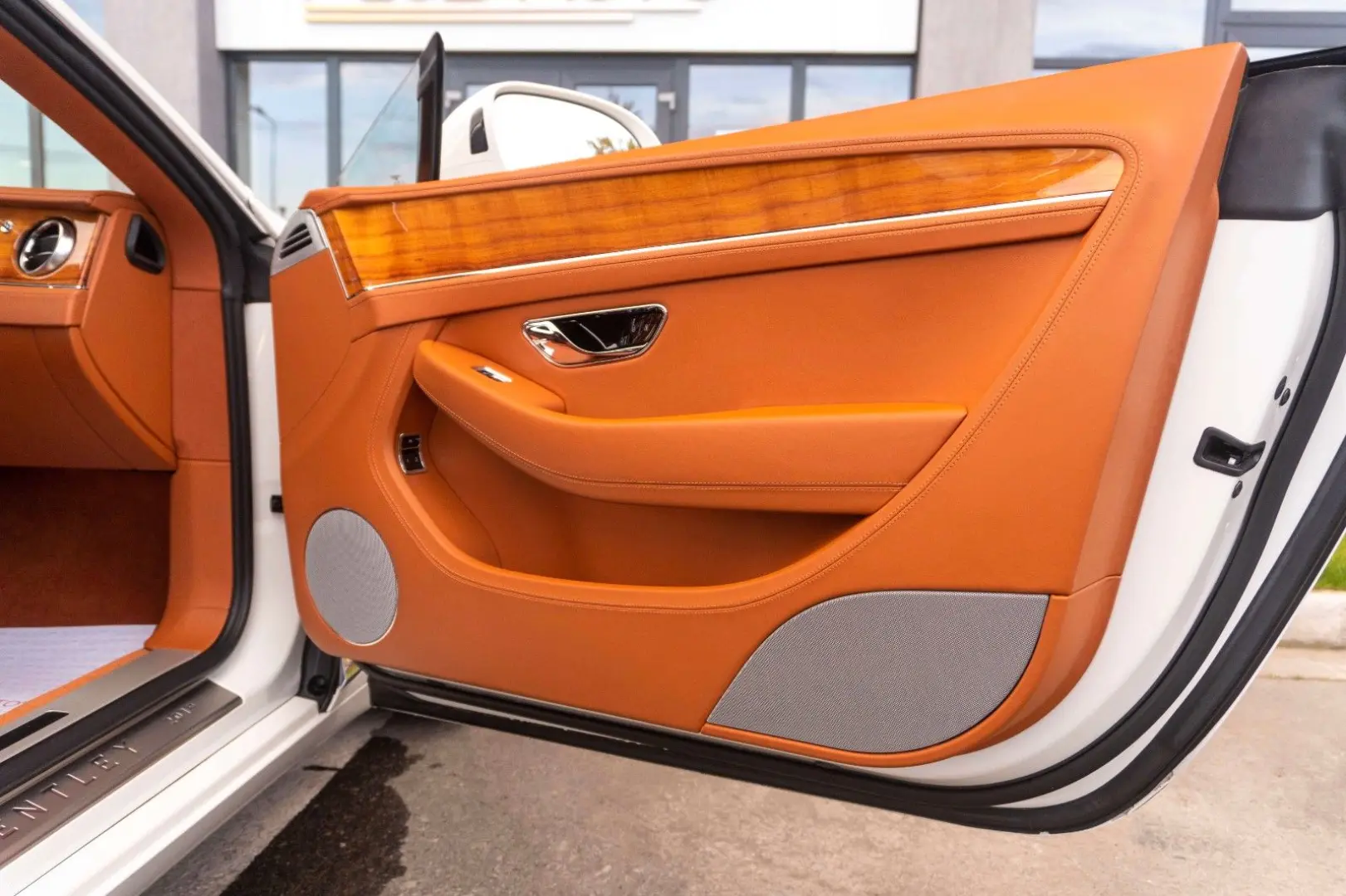 Continental GT_V8_Centenary-100 Years_Warranty