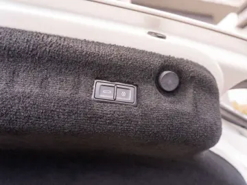 Continental GT_V8_Centenary-100 Years_Warranty