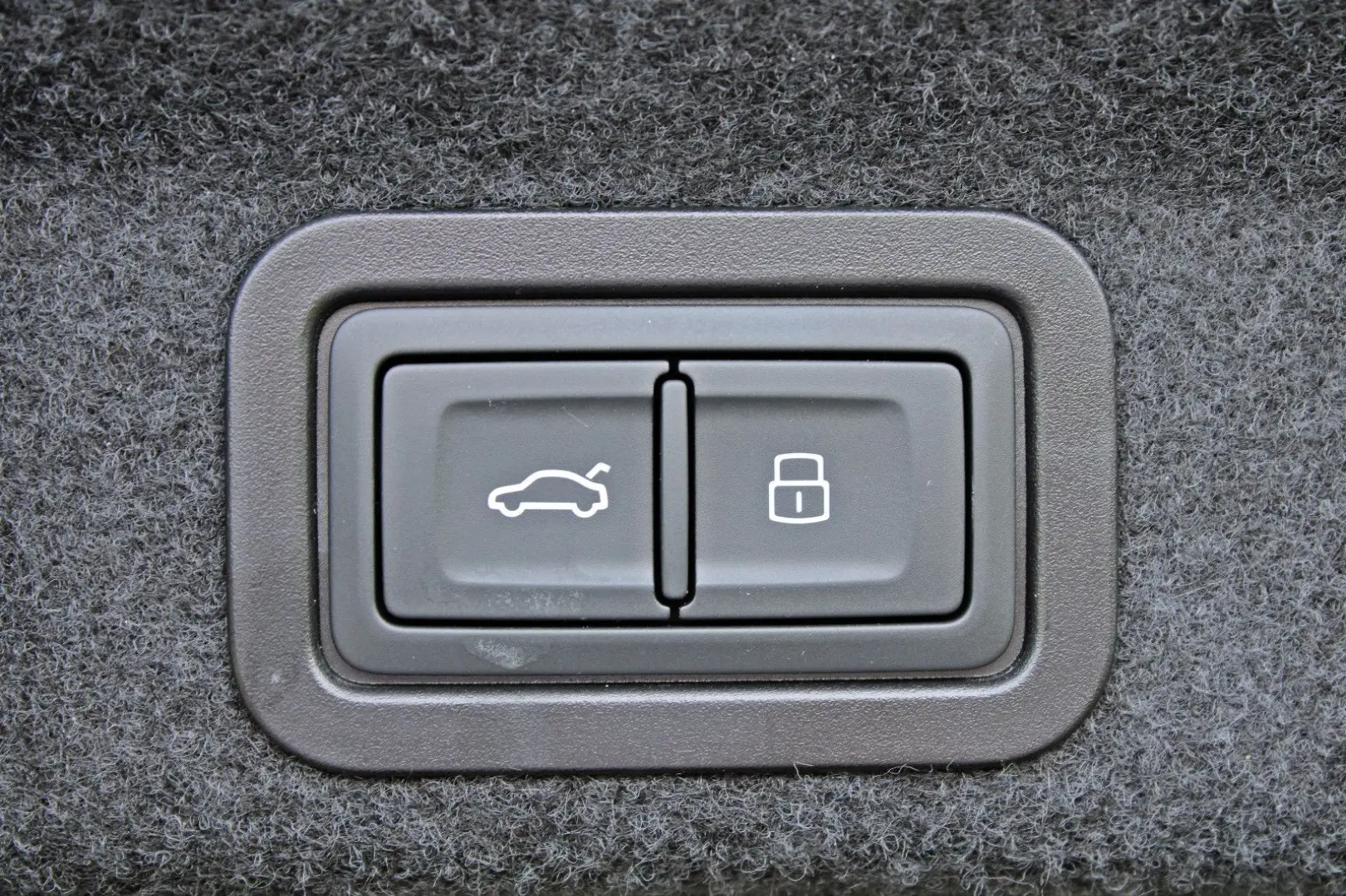 A6 Lim. 40TDI qu. S LINE BLACK PANO HDMATRIX B&O