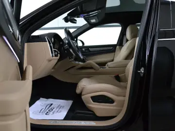 Cayenne Coupe Platinum Edit. 360 PANO MEMO SOFT