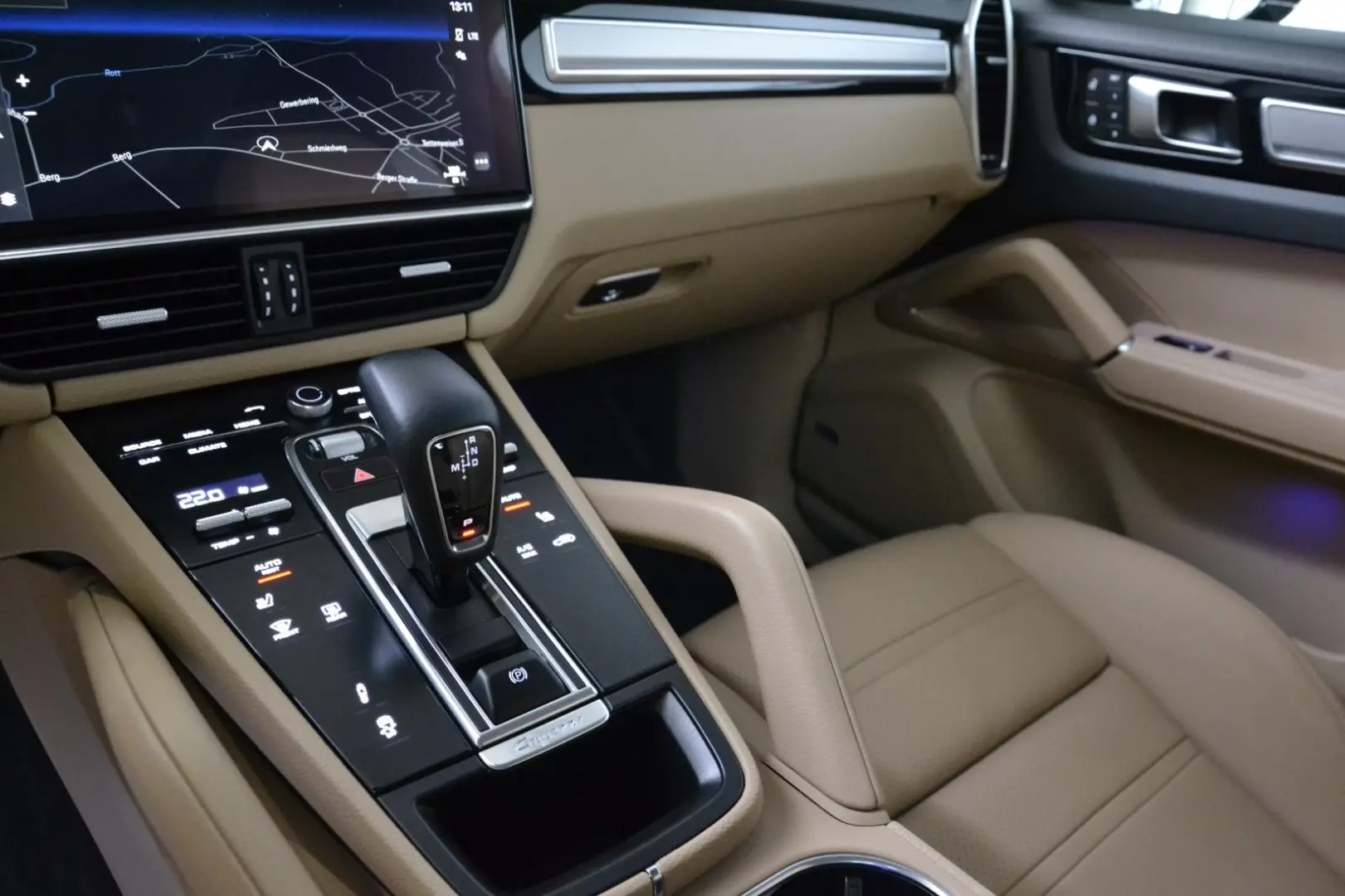 Cayenne Coupe Platinum Edit. 360 PANO MEMO SOFT