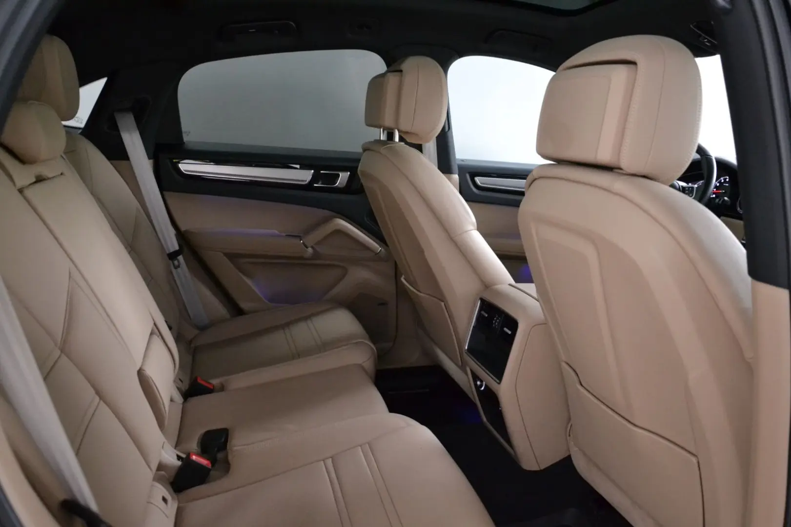 Cayenne Coupe Platinum Edit. 360 PANO MEMO SOFT