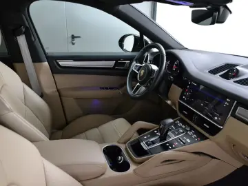 Cayenne Coupe Platinum Edit. 360 PANO MEMO SOFT