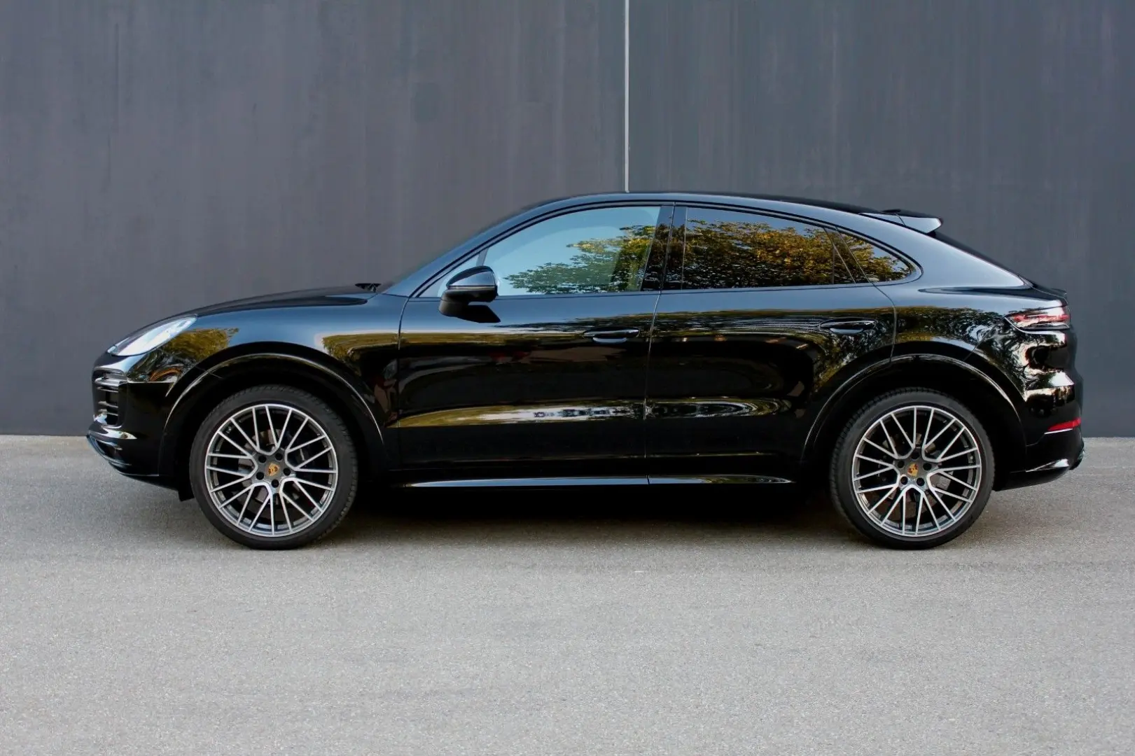 Cayenne Coupe Platinum Edition