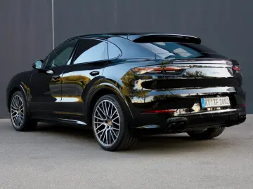 Cayenne Coupe Platinum Edition