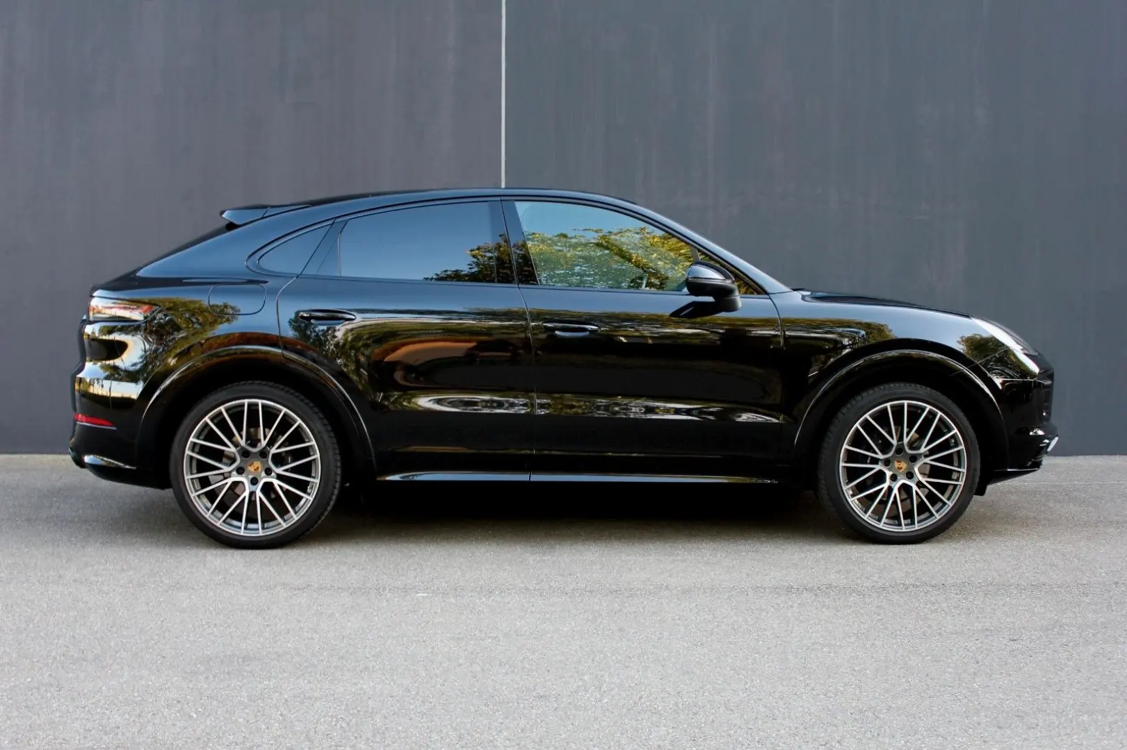 Cayenne Coupe Platinum Edition