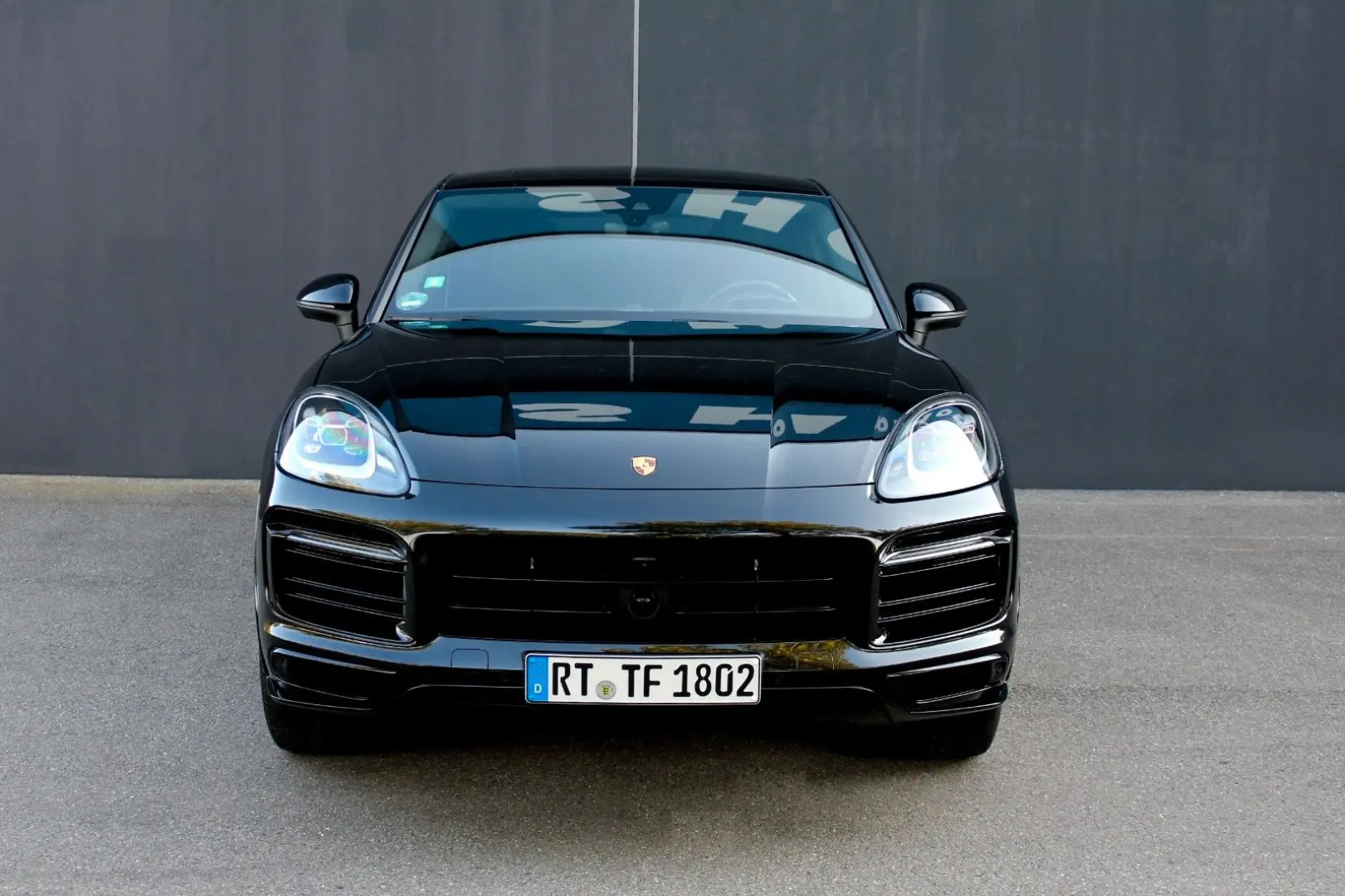 Cayenne Coupe Platinum Edition