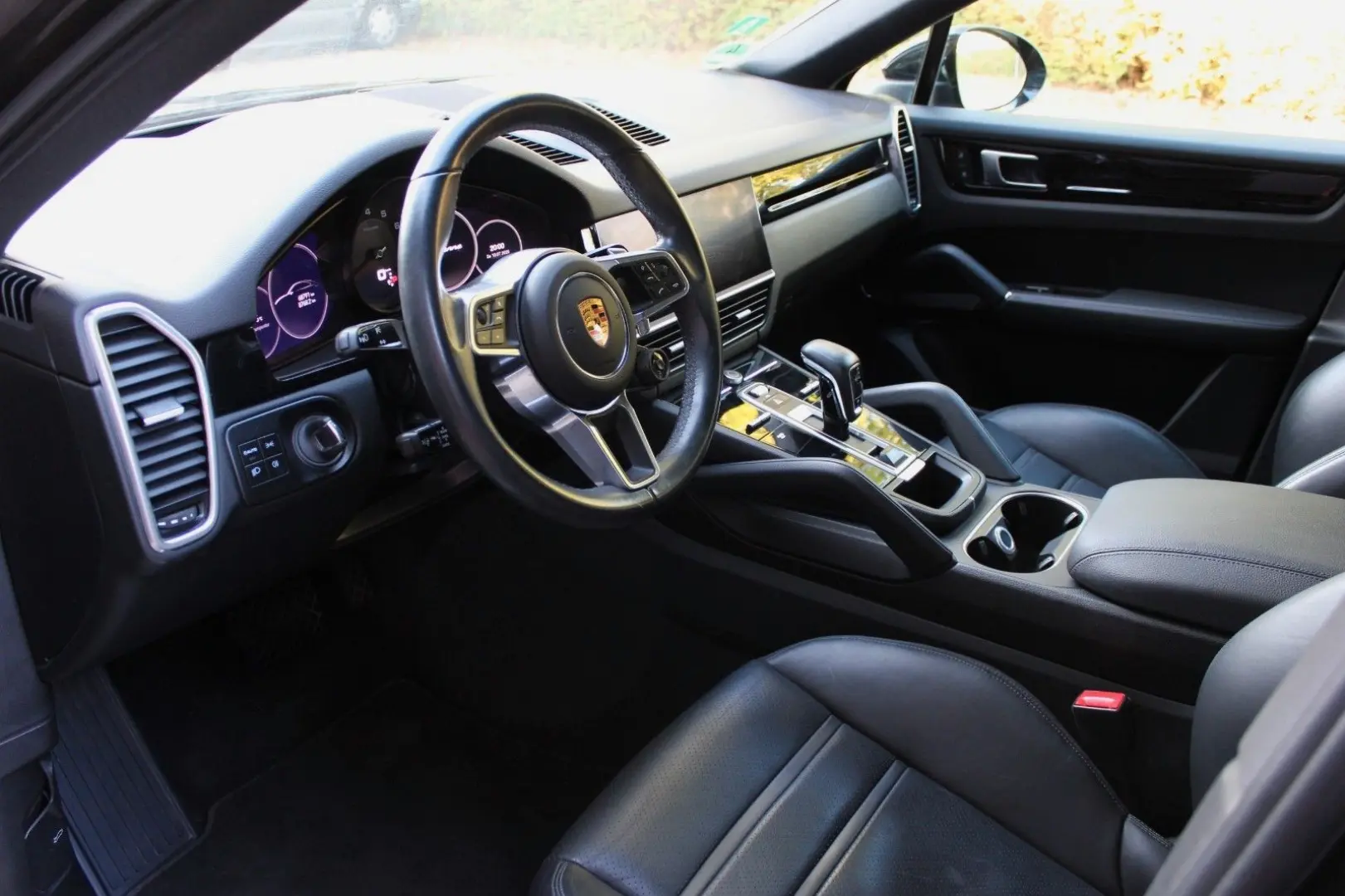 Cayenne Coupe Platinum Edition