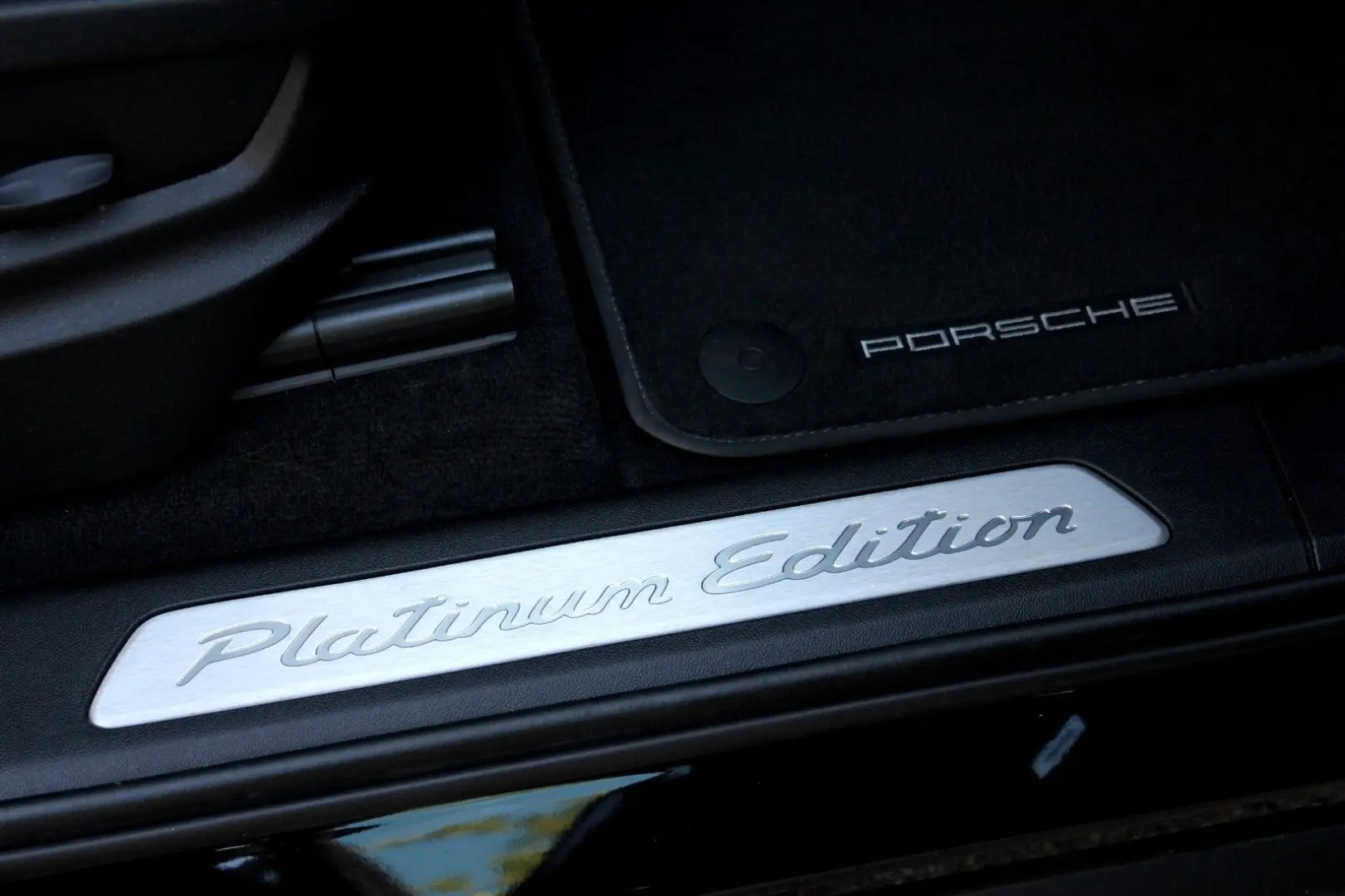 Cayenne Coupe Platinum Edition