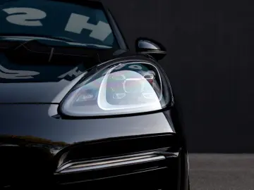 Cayenne Coupe Platinum Edition