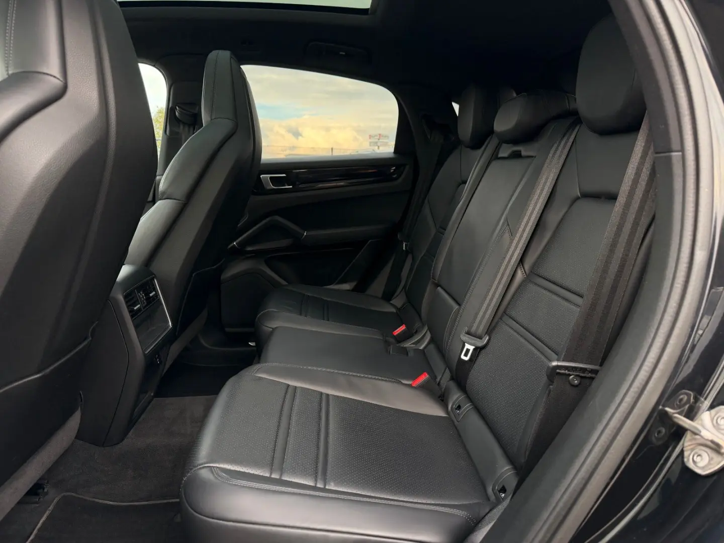 Cayenne COUPE E-Hybrid Black Edition Matrix LED