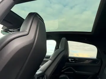 Cayenne COUPE E-Hybrid Black Edition Matrix LED