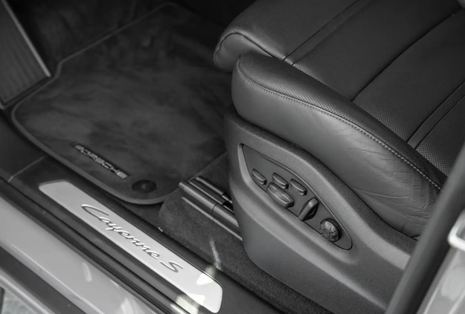 Cayenne S E-Hybrid Coupe InnoDrive Head-Up