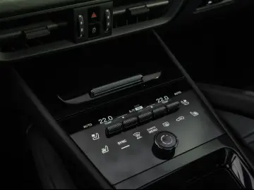 Cayenne S E-Hybrid Coupe InnoDrive Head-Up